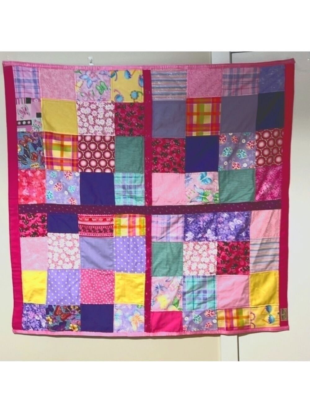 Patchwork Quilt Baby Quilt Collectible Quilt 40 x 40